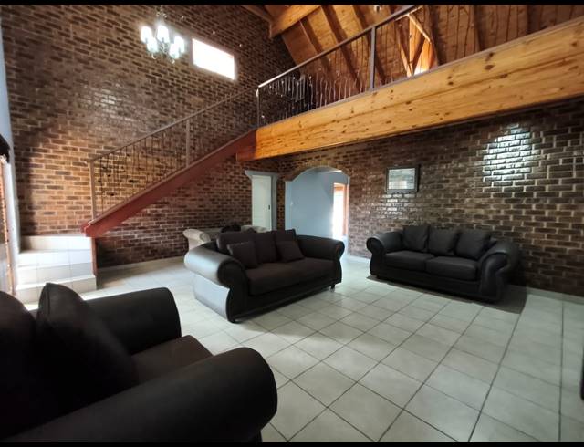 3 BEDROOM HOUSE TO LET IN UNITAS PARK